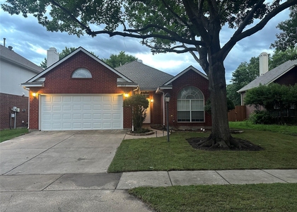 2212 Heatherton Place - Photo 1