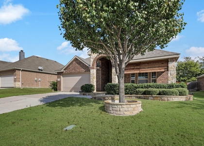 609 Racine Drive - Photo 1