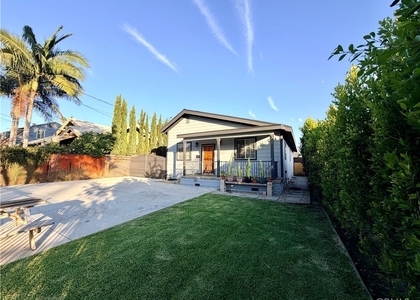 5622 Aldama Street - Photo 1
