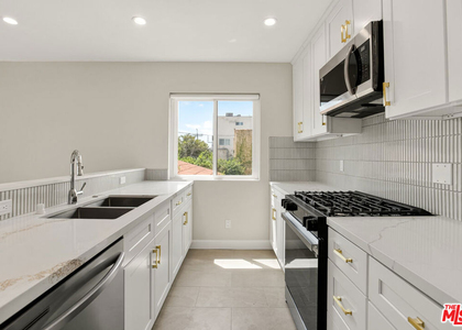 1470 Rexford Drive - Photo 1