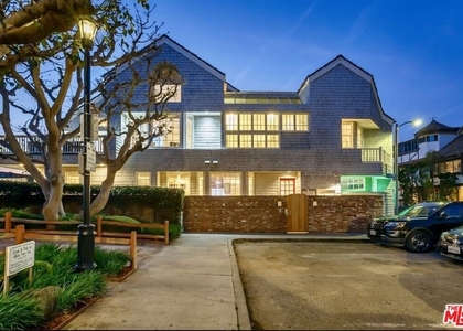 4219 Roma Court - Photo 1