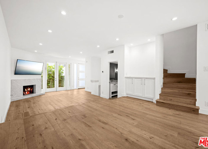 8611 Burton Way - Photo 1