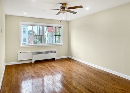 752 Van Nest Avenue - Photo 1