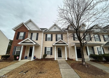 914 Savin Landing - Photo 1