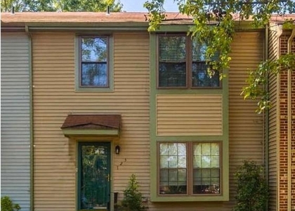 723 Kings Croft - Photo 1