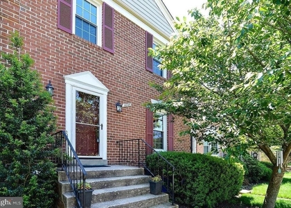 11045 Candlelight Lane - Photo 1