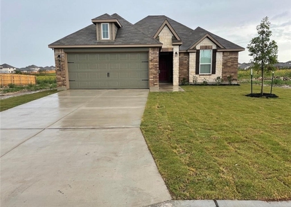806 Hollyhock Dr - Photo 1
