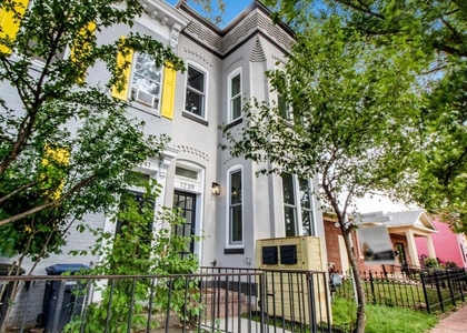 1239 5th Street Nw - Photo 1