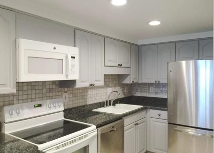 199 14th Street Ne - Photo 1