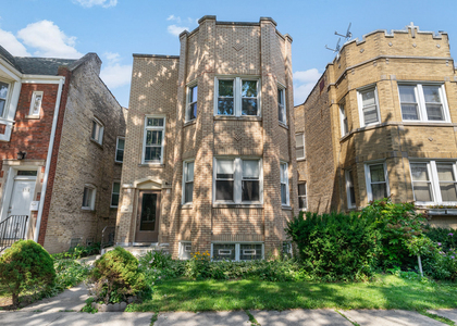 5714 N Christiana Avenue - Photo 1