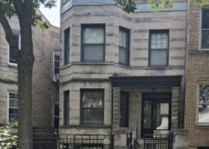 6532 N Glenwood Avenue - Photo 1