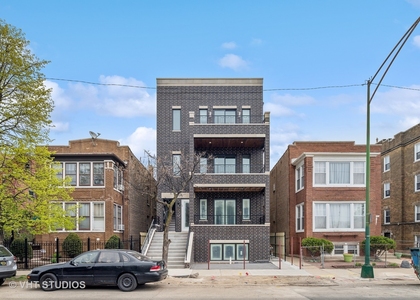 4819 N Ashland Avenue - Photo 1
