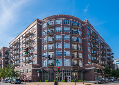 1000 W Adams Street - Photo 1