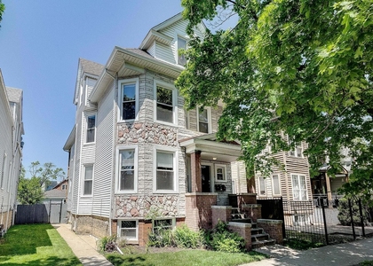 2634 N Lawndale Avenue - Photo 1