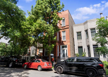 1710 W Erie Street - Photo 1