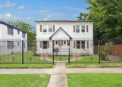 2701 Truxillo Street - Photo 1