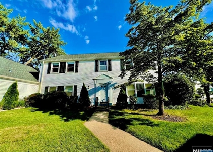 263 Middlebury - Photo 1