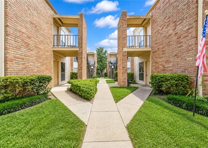3741 Thistlemont Drive - Photo 1