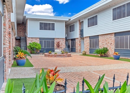 2011 Marshall Street - Photo 1