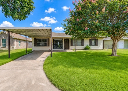 3205 Hays Street - Photo 1