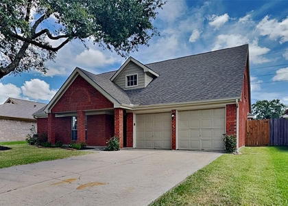 2915 Bentley Court - Photo 1