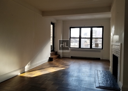 East 38 Street - Photo 1
