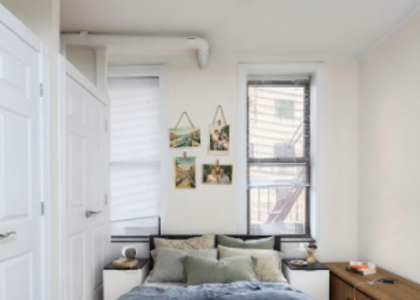 East 10 Street - Photo 1