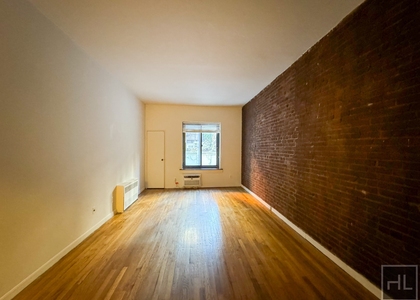 East 80th Street - Photo 1
