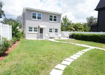 809 W Park Avenue - Photo 1