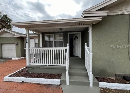2506 W Union Street - Photo 1