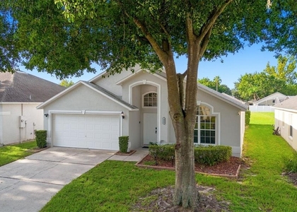 334 Grosvenor Loop - Photo 1