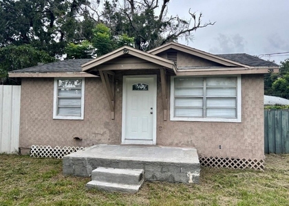 1405 40th Street - Photo 1