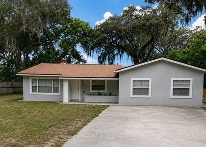 326 E Palmetto Avenue - Photo 1