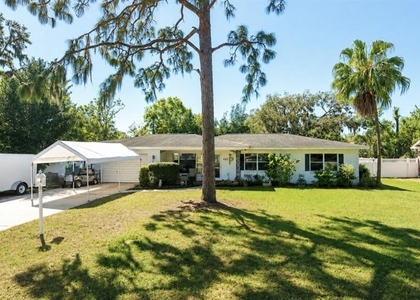 605 Beverly Drive - Photo 1