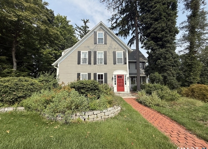 20 Wettleson Avenue - Photo 1