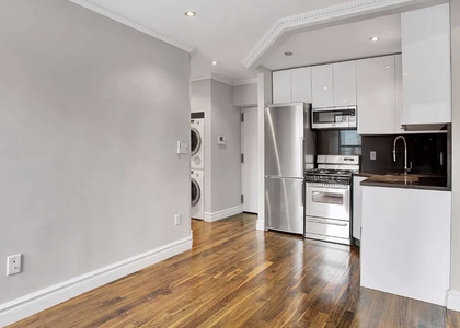 1590 Lexington Avenue - Photo 1