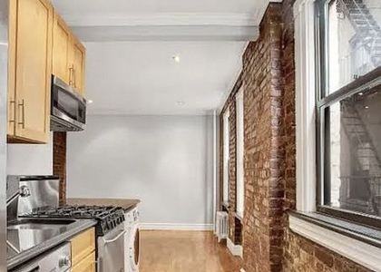  East 13th Street - Photo 1