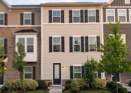 3018 Mahican Cir - Photo 1