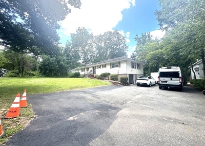 9 Carteret Rd - Photo 1