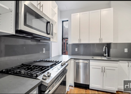 West 45 Street - Photo 1