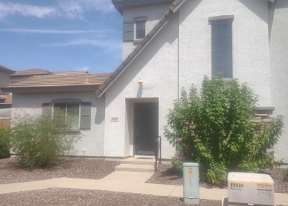 4658 E Redfield Road - Photo 1