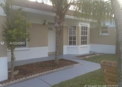 22258 Sw 98th Place - Photo 1