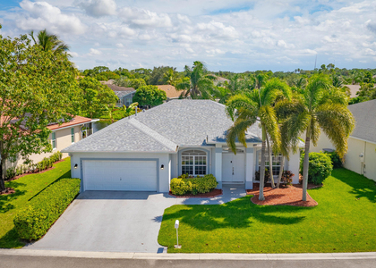 1422 Fairway Circle - Photo 1