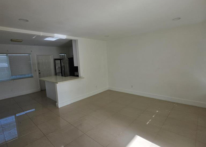 181 Ne 168th Street - Photo 1