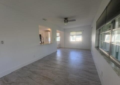 1590 Sw 14th Avenue - Photo 1
