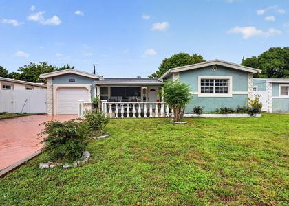 2707 Bahama Drive - Photo 1