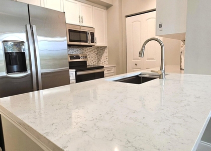 630 S Sapodilla Avenue - Photo 1