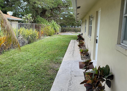 1036 Nw 5th Avenue - Photo 1