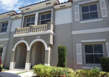 14007 Sw 49th Street - Photo 1