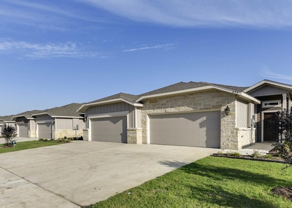 653 Blackland Drive - Photo 1